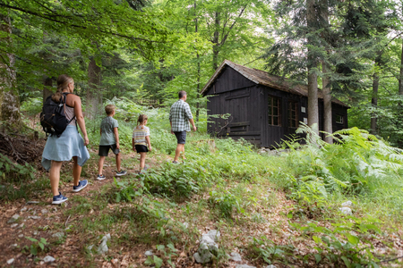 Baza 20, Jošt Gantar